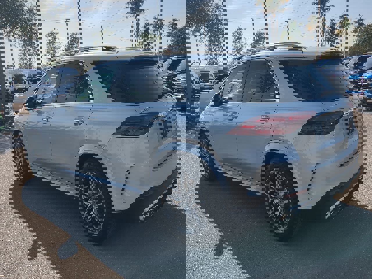 Used 2025 Mercedes-Benz GLE 53 AMG 4MATIC image 7