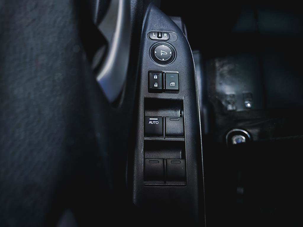 Used 2020 Honda Fit LX image 20
