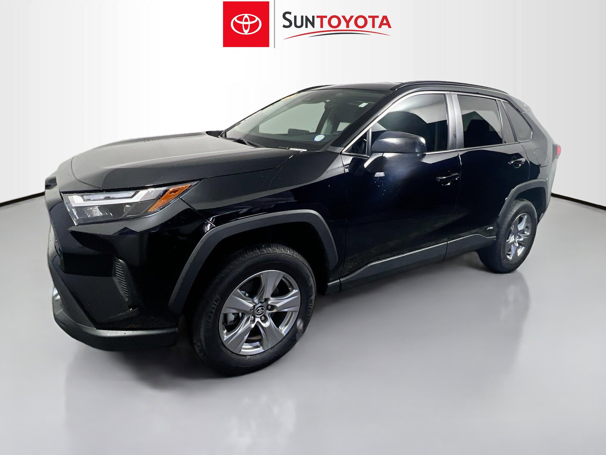 Used 2025 Toyota RAV4 LE image 9