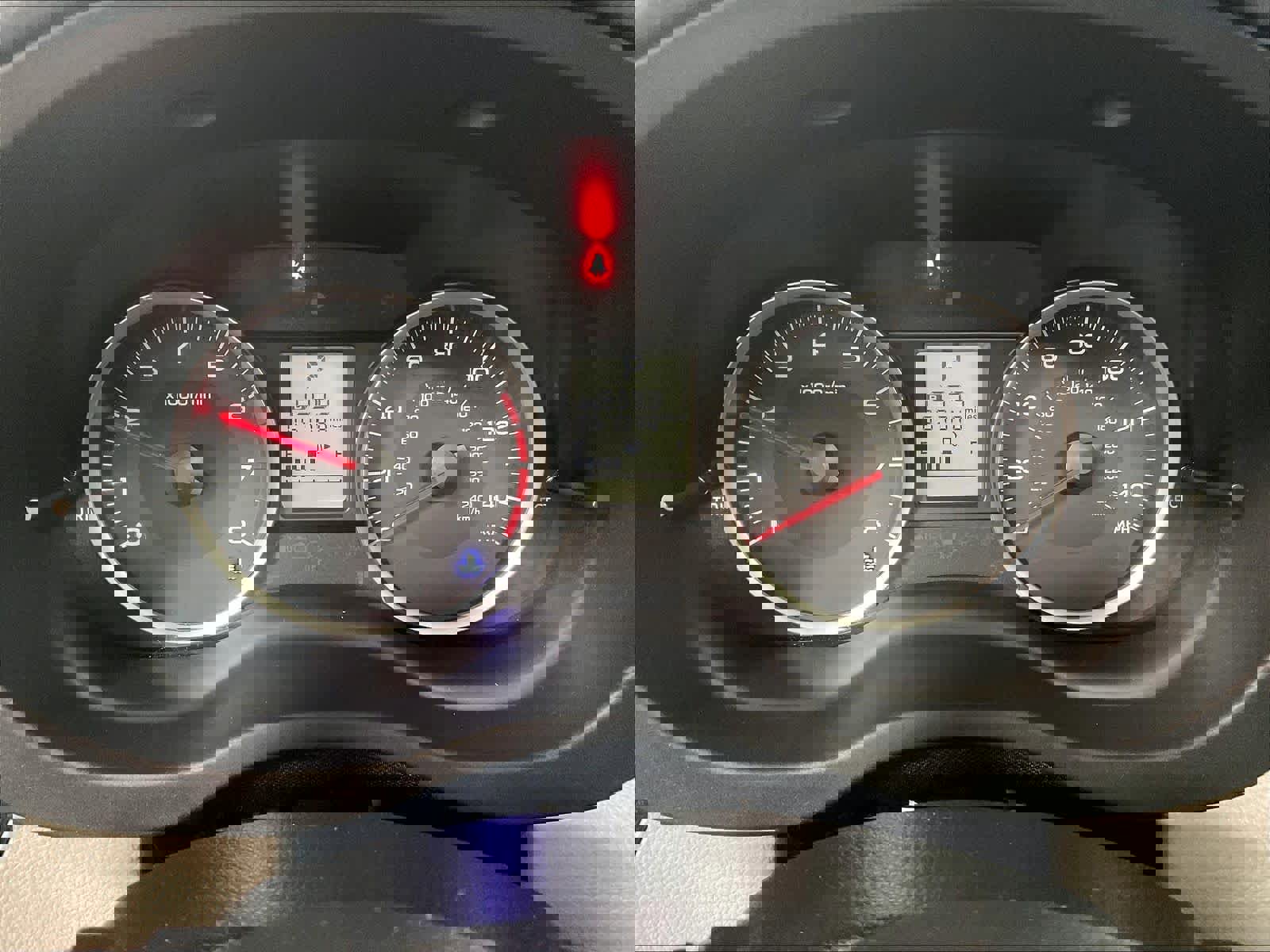 Used 2018 Subaru Forester 2.5i Premium w/ All-Weather Package image 26