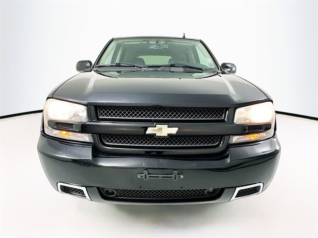 Used 2007 Chevrolet TrailBlazer SS image 2
