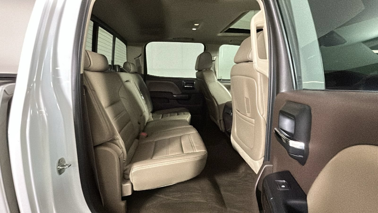 Used 2015 GMC Sierra 3500 Denali AWD/4WD image 32
