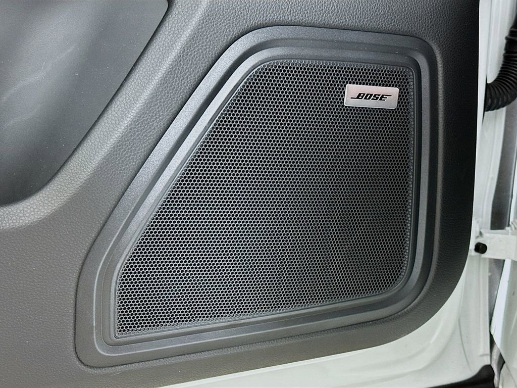 New 2025 Porsche Macan image 21