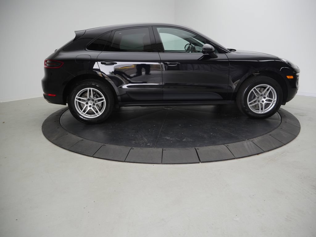 Certified 2018 Porsche Macan Sport Edition AWD/4WD image 8