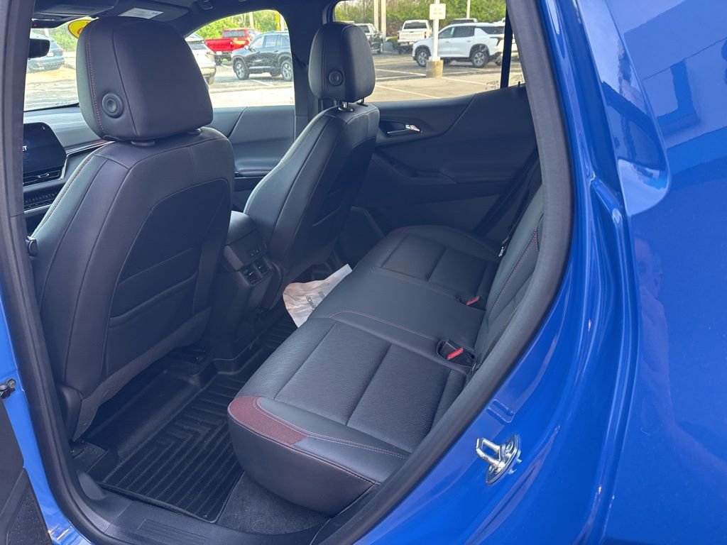 Used 2025 Chevrolet Equinox RS w/ Safety and Technology Package FWD image 37