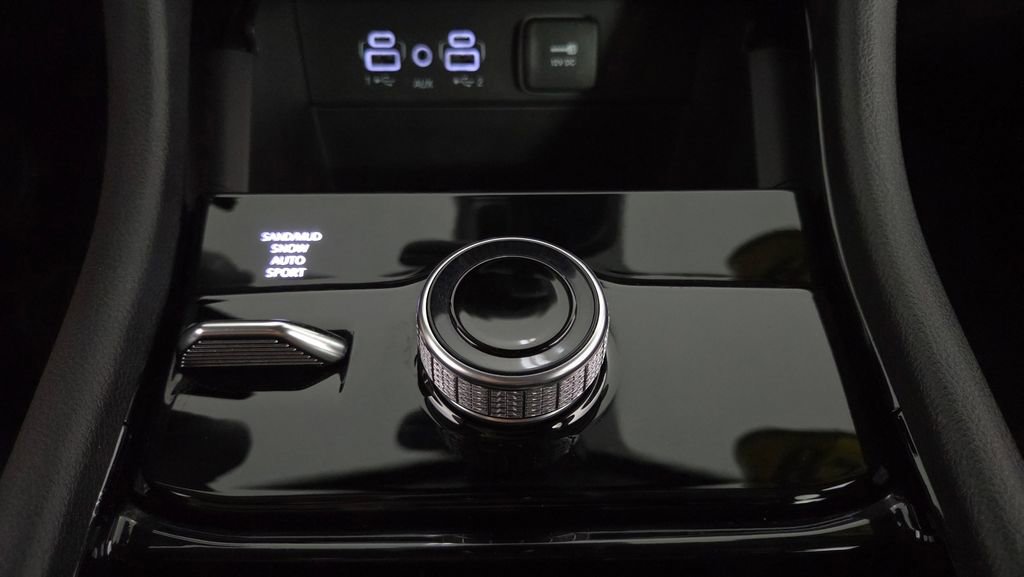 New 2023 Jeep Grand Cherokee L Limited AWD/4WD image 27