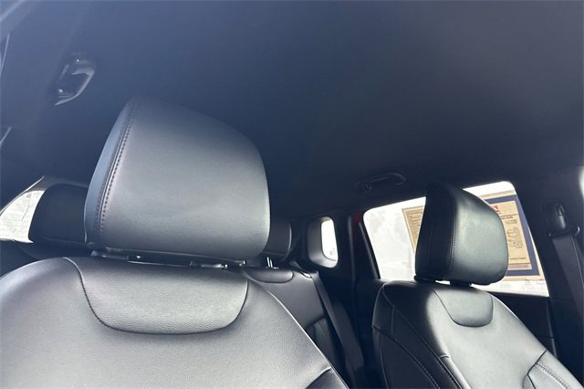 Used 2024 Jeep Compass Latitude w/ Convenience Group image 20