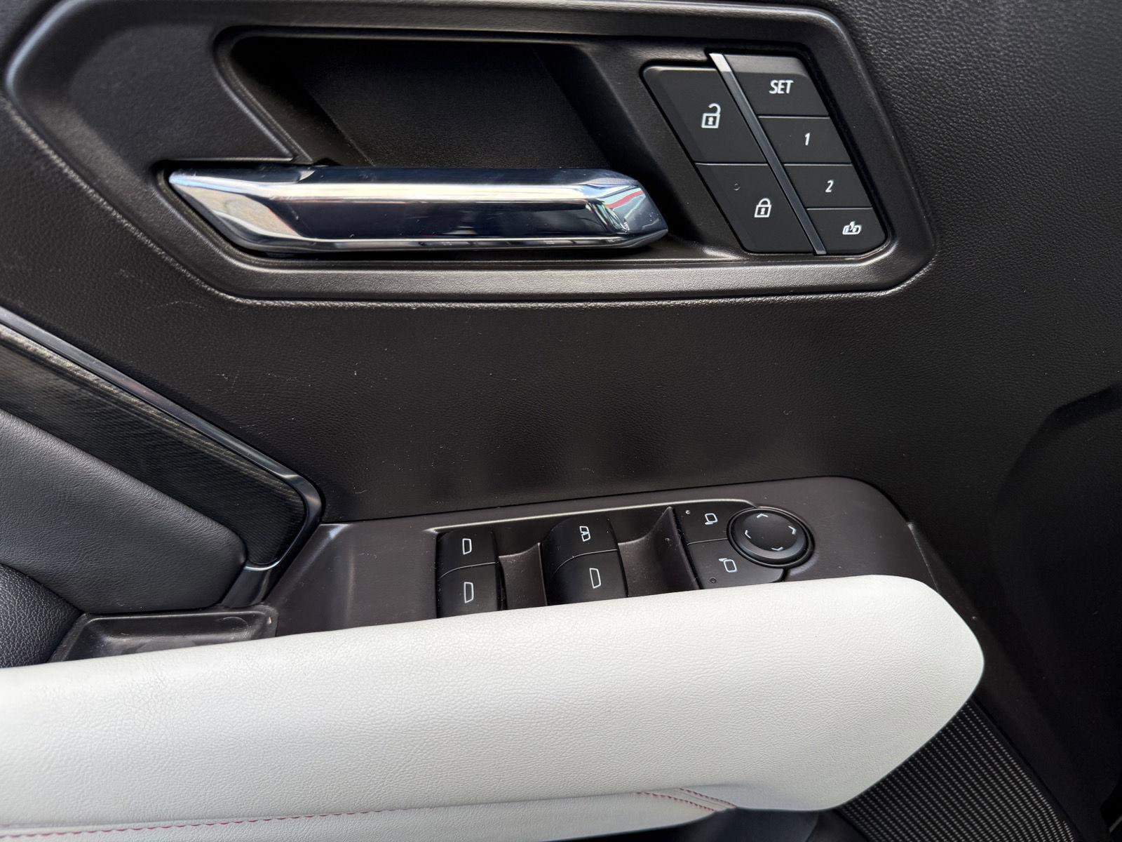 Used 2023 GMC Canyon AT4X w/ Edition 1 image 19