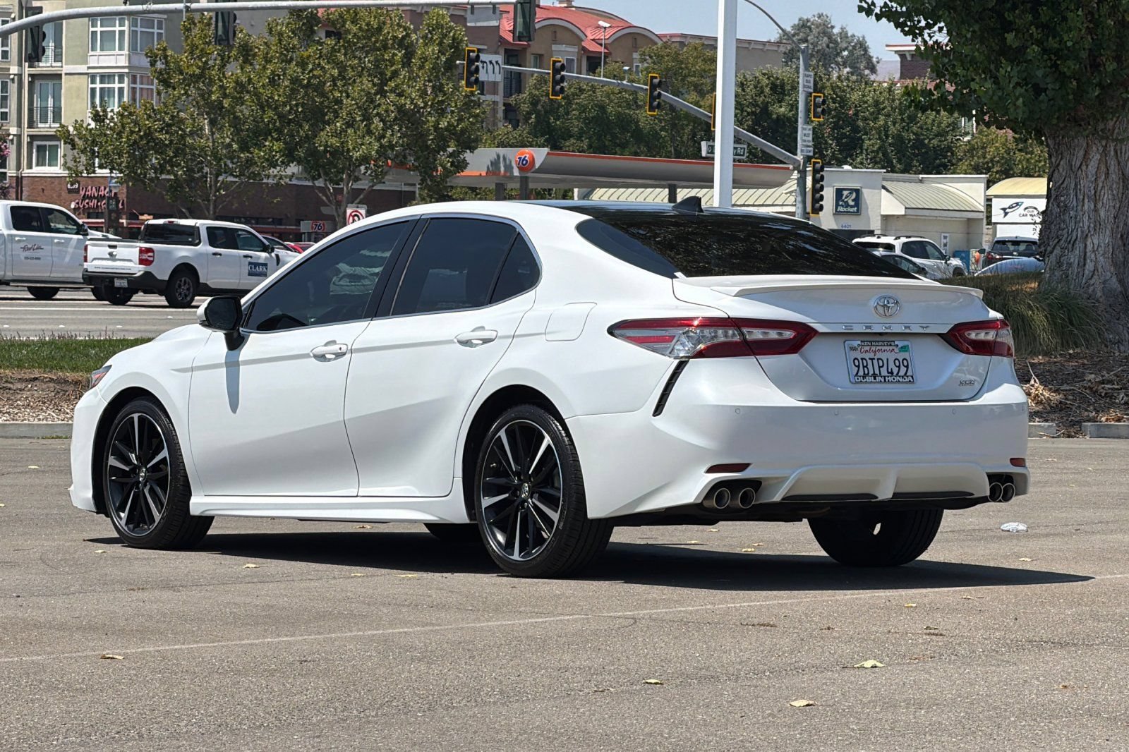 Used 2018 Toyota Camry XSE w/ Driver Assist Package FWD image 6