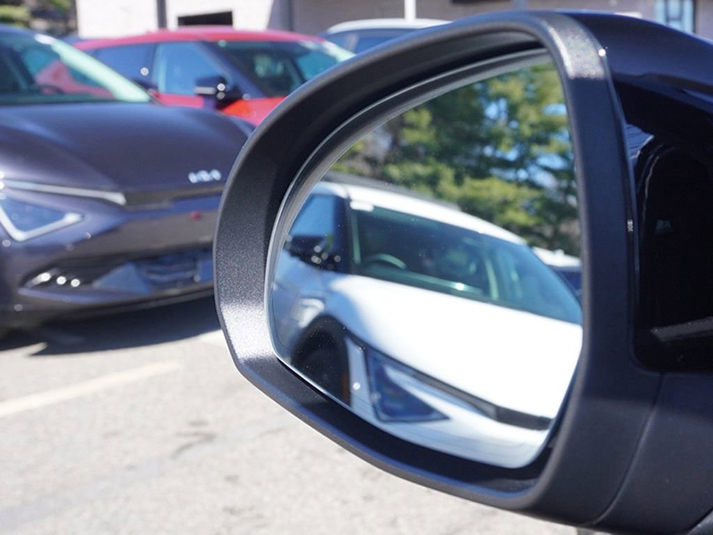 Used 2023 Mercedes-Benz GLC 300 4MATIC image 34