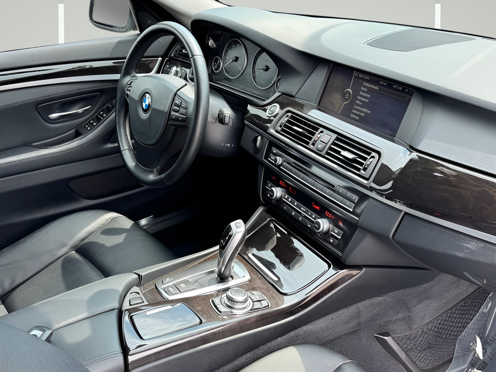 Used 2011 BMW 535i Sedan RWD image 14