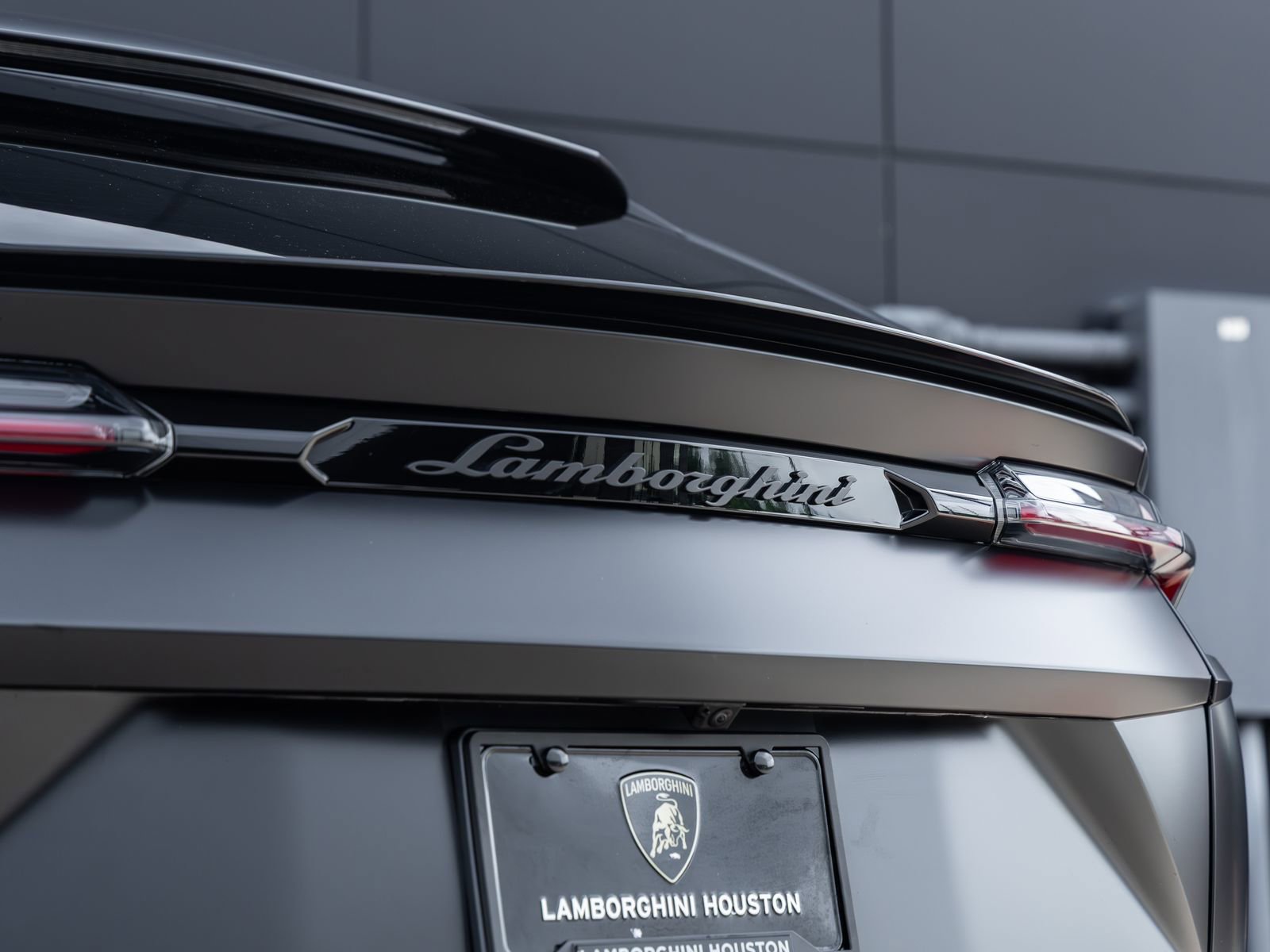 Used 2023 Lamborghini Urus S AWD/4WD image 15