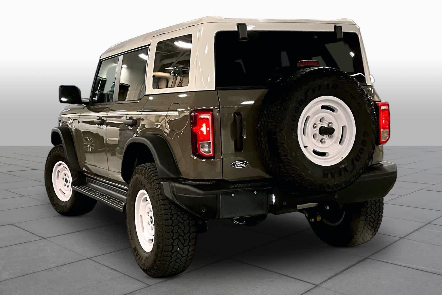 Used 2026 Ford Bronco Heritage Edition AWD/4WD image 12