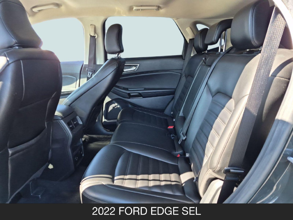 Used 2022 Ford Edge SEL w/ Convenience Package AWD/4WD image 16