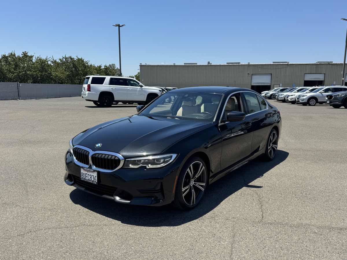 Used 2021 BMW 330i Sedan w/ Convenience Package RWD image 5