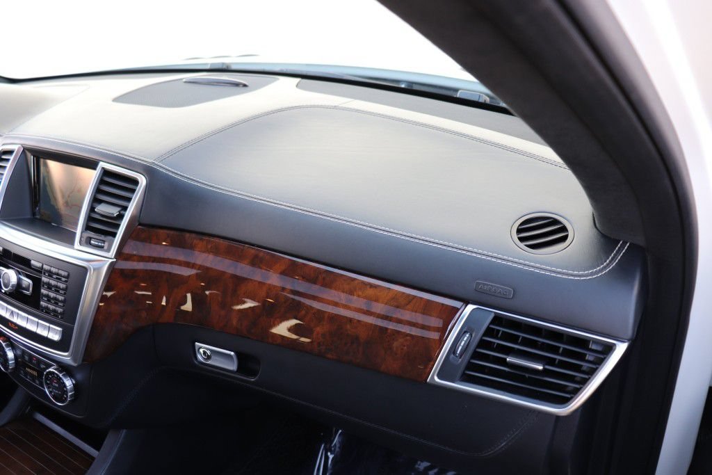 Used 2014 Mercedes-Benz GL 63 AMG 4MATIC image 56