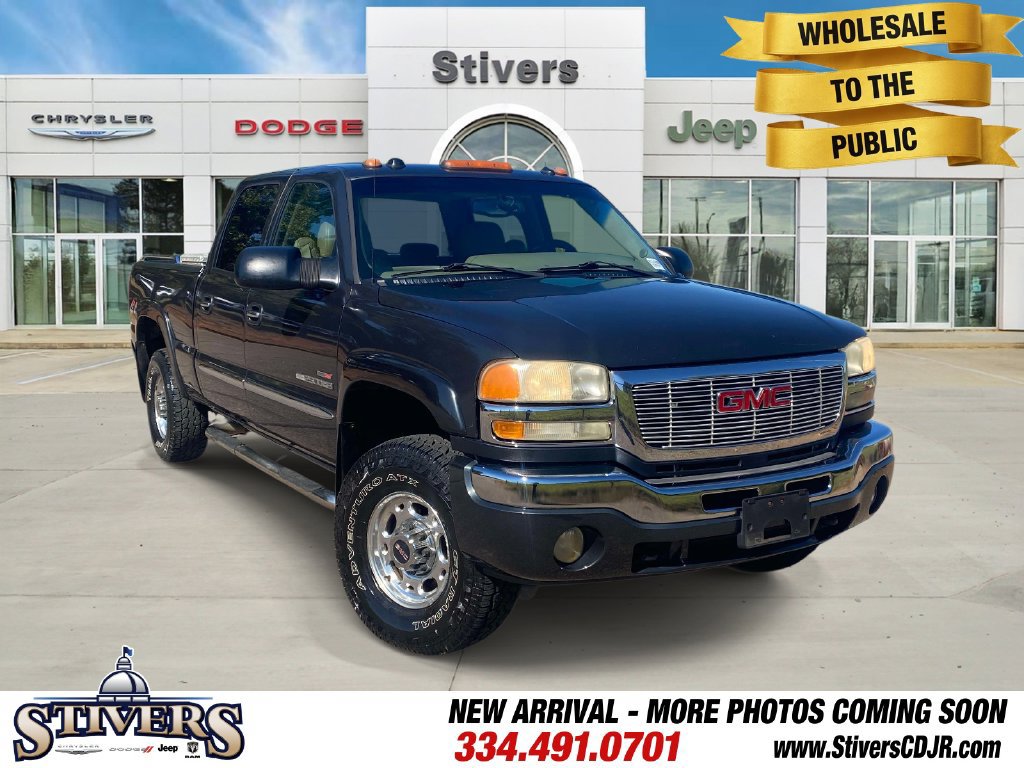 Used 2005 GMC Sierra 2500 SLT w/ Heavy-Duty Power Package AWD/4WD image 1