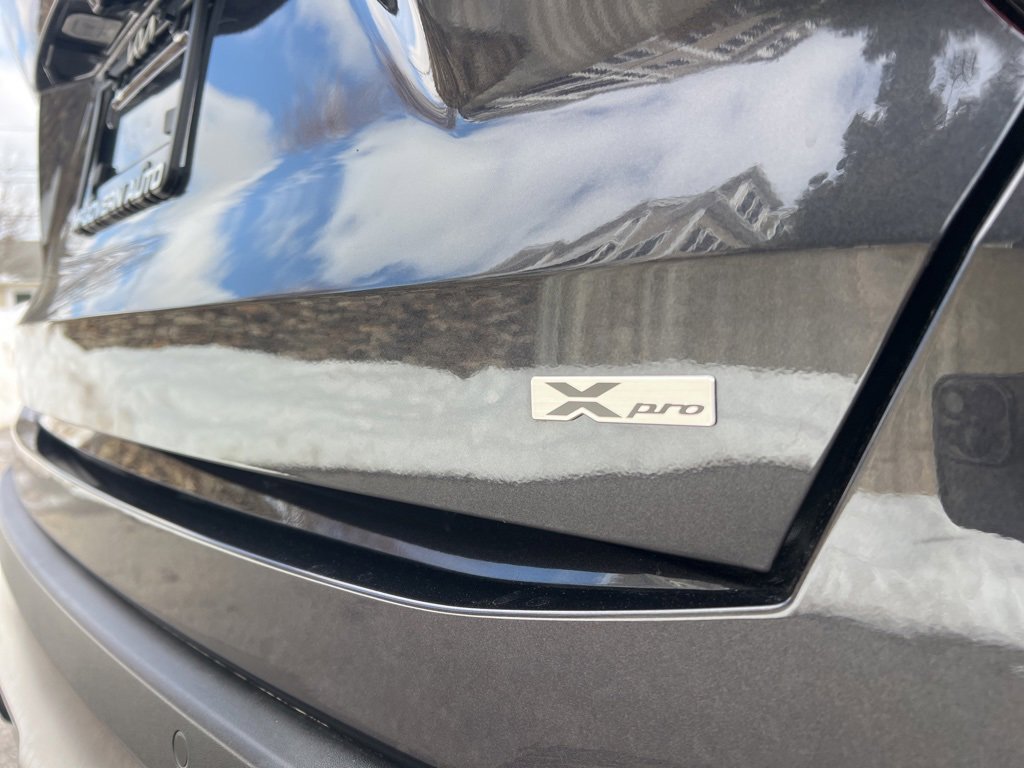 Certified 2025 Kia Sorento SX Prestige image 9