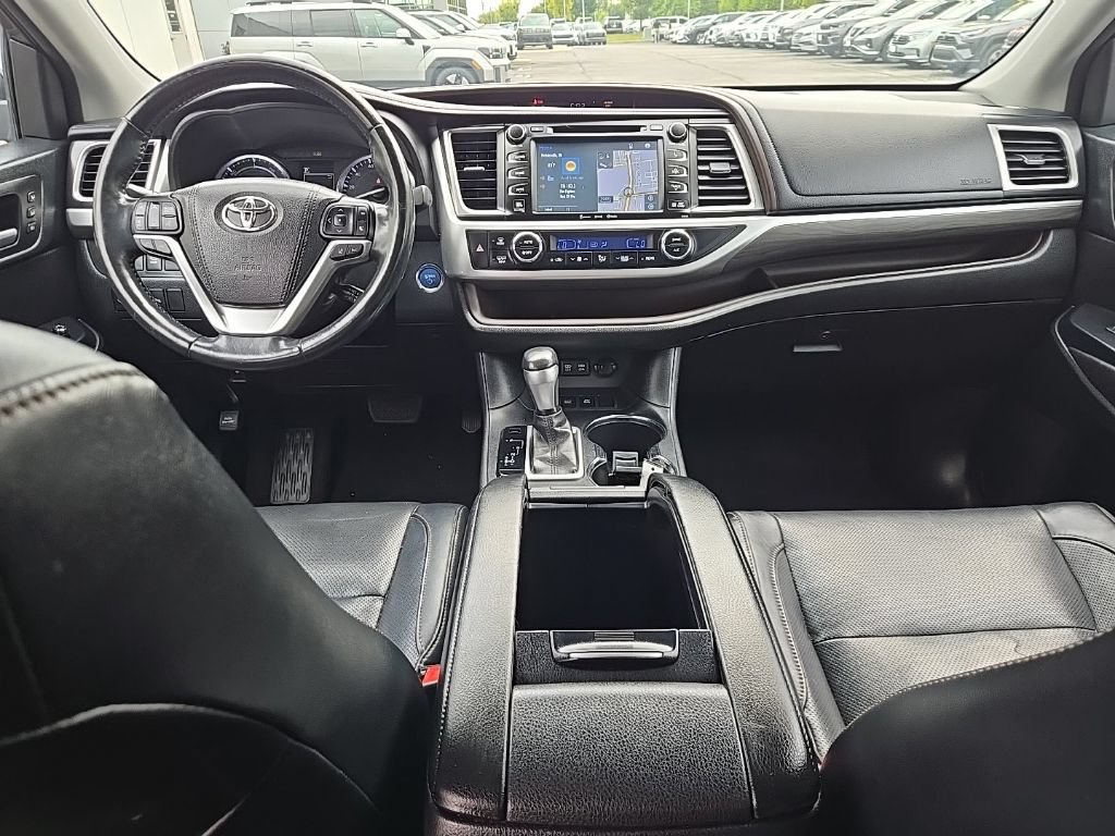 Used 2017 Toyota Highlander Limited Platinum AWD/4WD image 41
