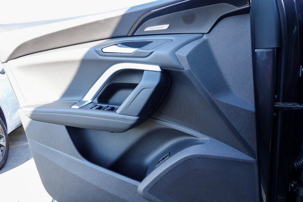 New 2025 Audi Q5 Premium Plus image 15