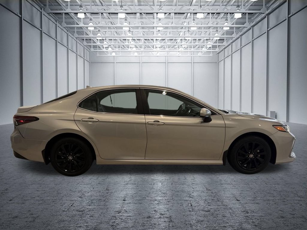 Used 2024 Toyota Camry LE FWD image 38