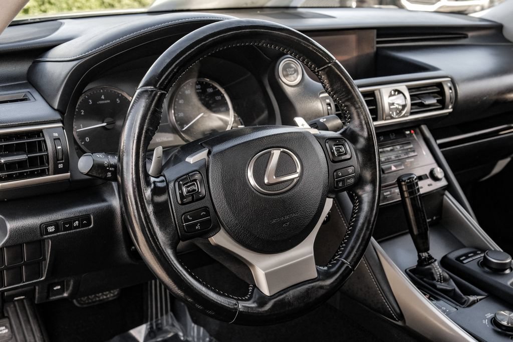 Used 2017 Lexus IS 200t RWD image 14