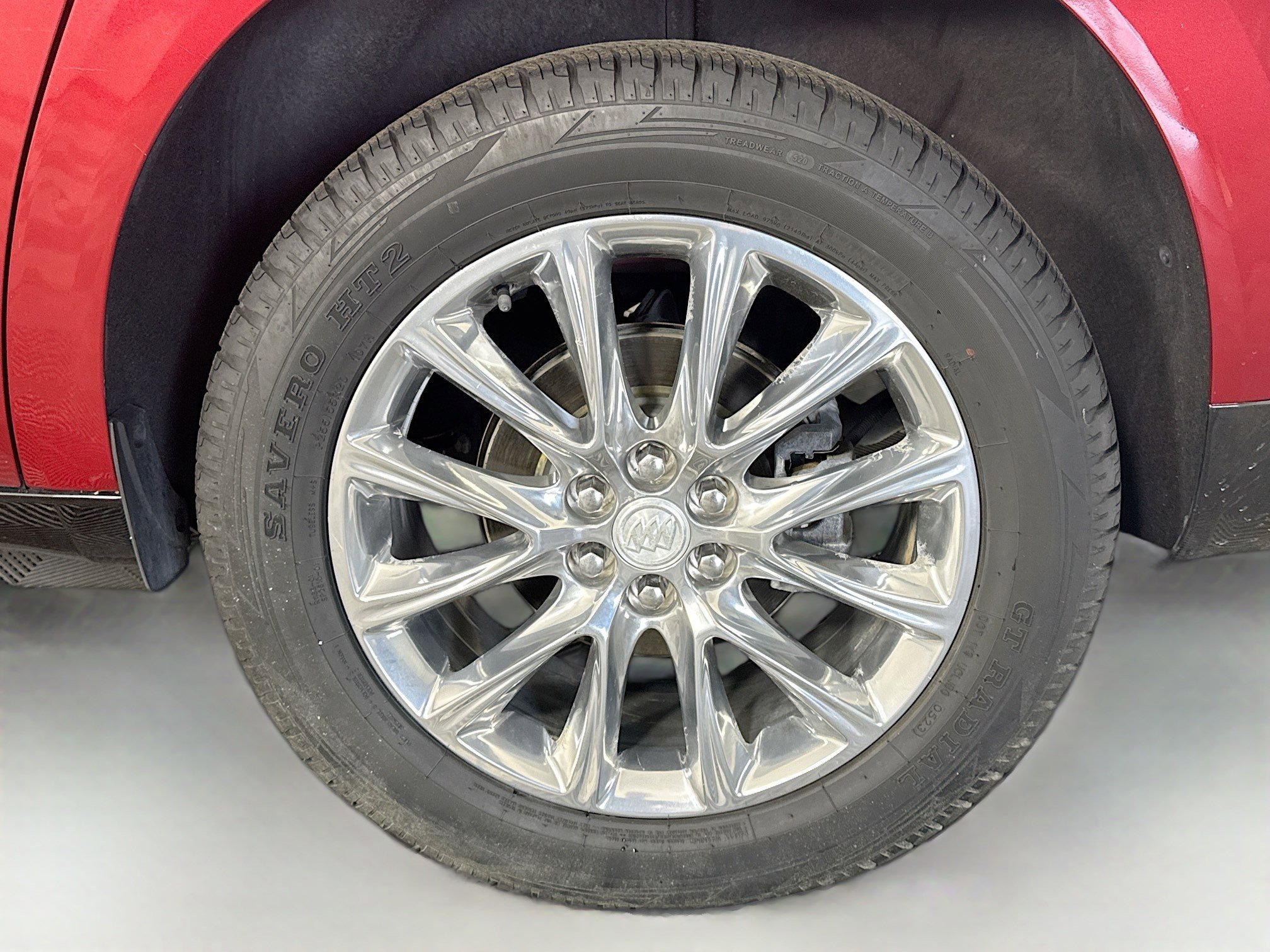 Used 2019 Buick Enclave Essence image 37