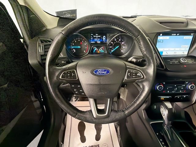 Used 2018 Ford Escape SEL image 11