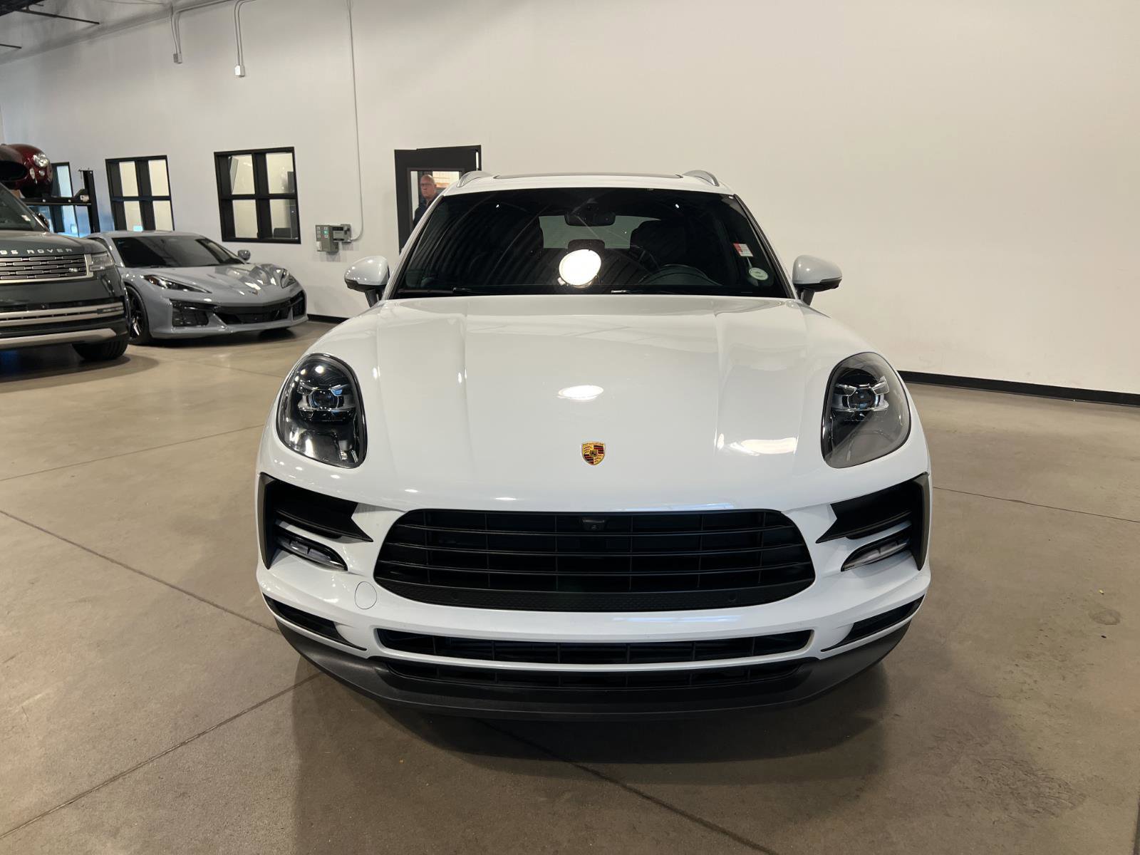 Used 2021 Porsche Macan image 8