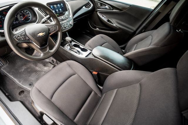 Used 2023 Chevrolet Malibu LS FWD image 6