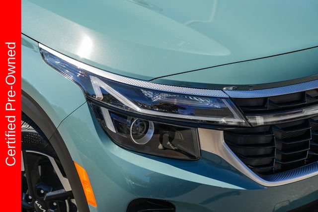 Certified 2025 Kia Seltos EX FWD image 3