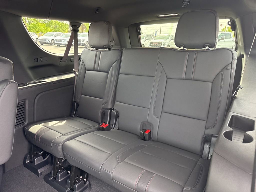 New 2026 Chevrolet Suburban RST w/ RST Capability Package image 14