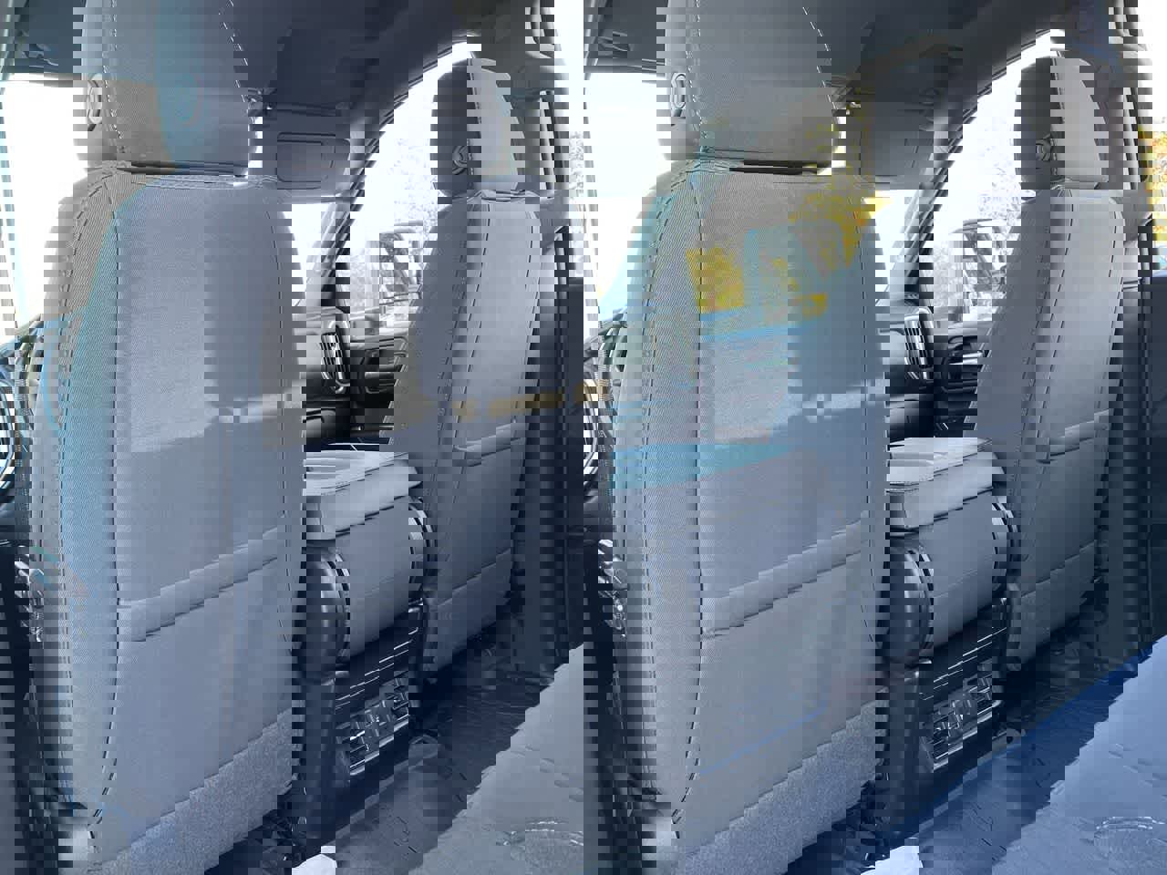 Used 2022 GMC Sierra 2500 SLE w/ SLE Value Package; image 20