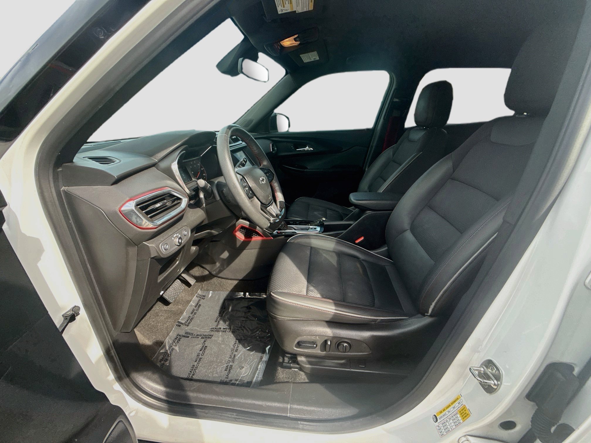 Used 2022 Chevrolet TrailBlazer RS FWD image 19