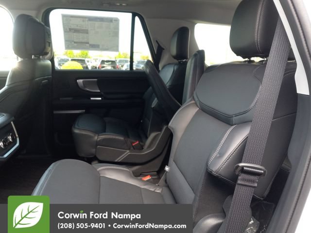 New 2026 Ford Expedition Platinum w/ Driver's Package AWD/4WD image 24