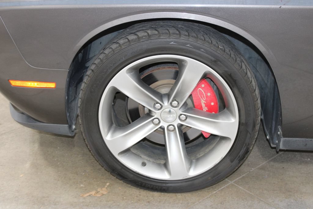 Used 2016 Dodge Challenger SXT w/ Super Sport Group (SS/T) RWD image 31