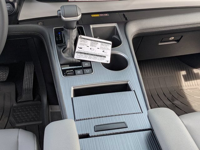 New 2026 Toyota Sienna XLE FWD image 20