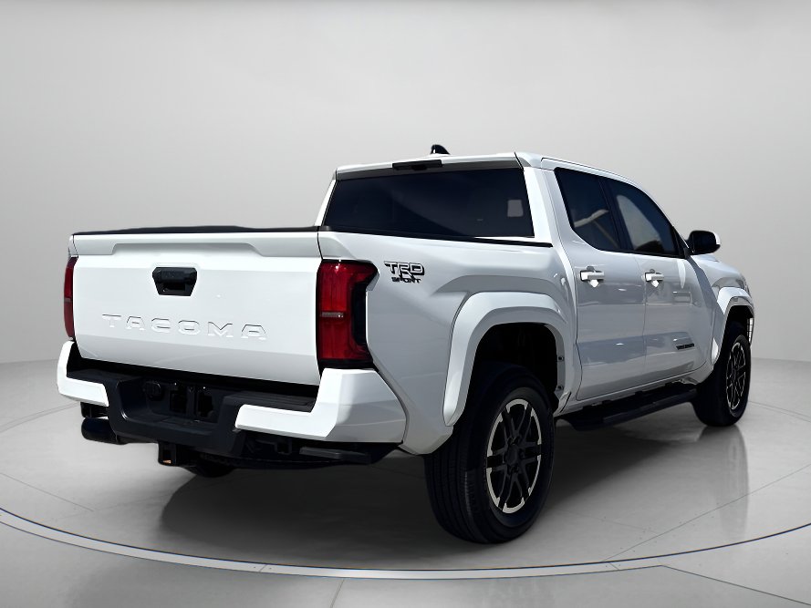 Used 2024 Toyota Tacoma TRD Sport image 3