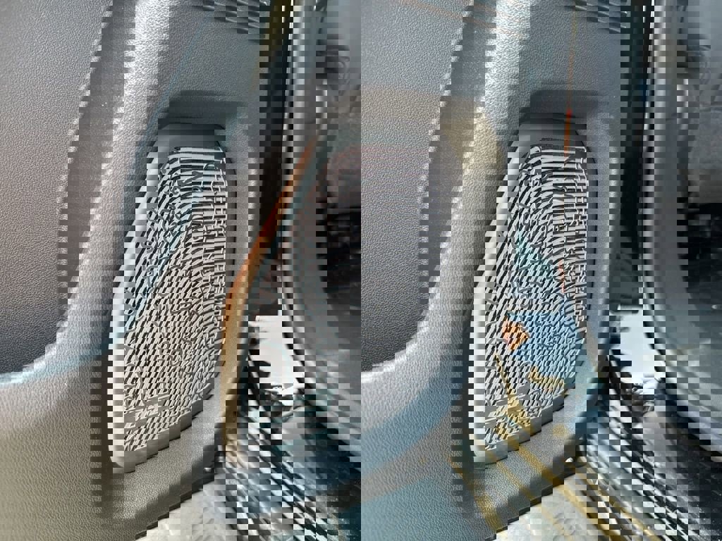 New 2025 GMC Hummer EV 2X w/ LPO, Dark Essentials Package image 46