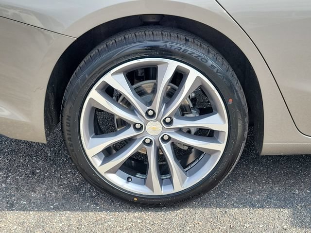 Used 2024 Chevrolet Malibu LT FWD image 6