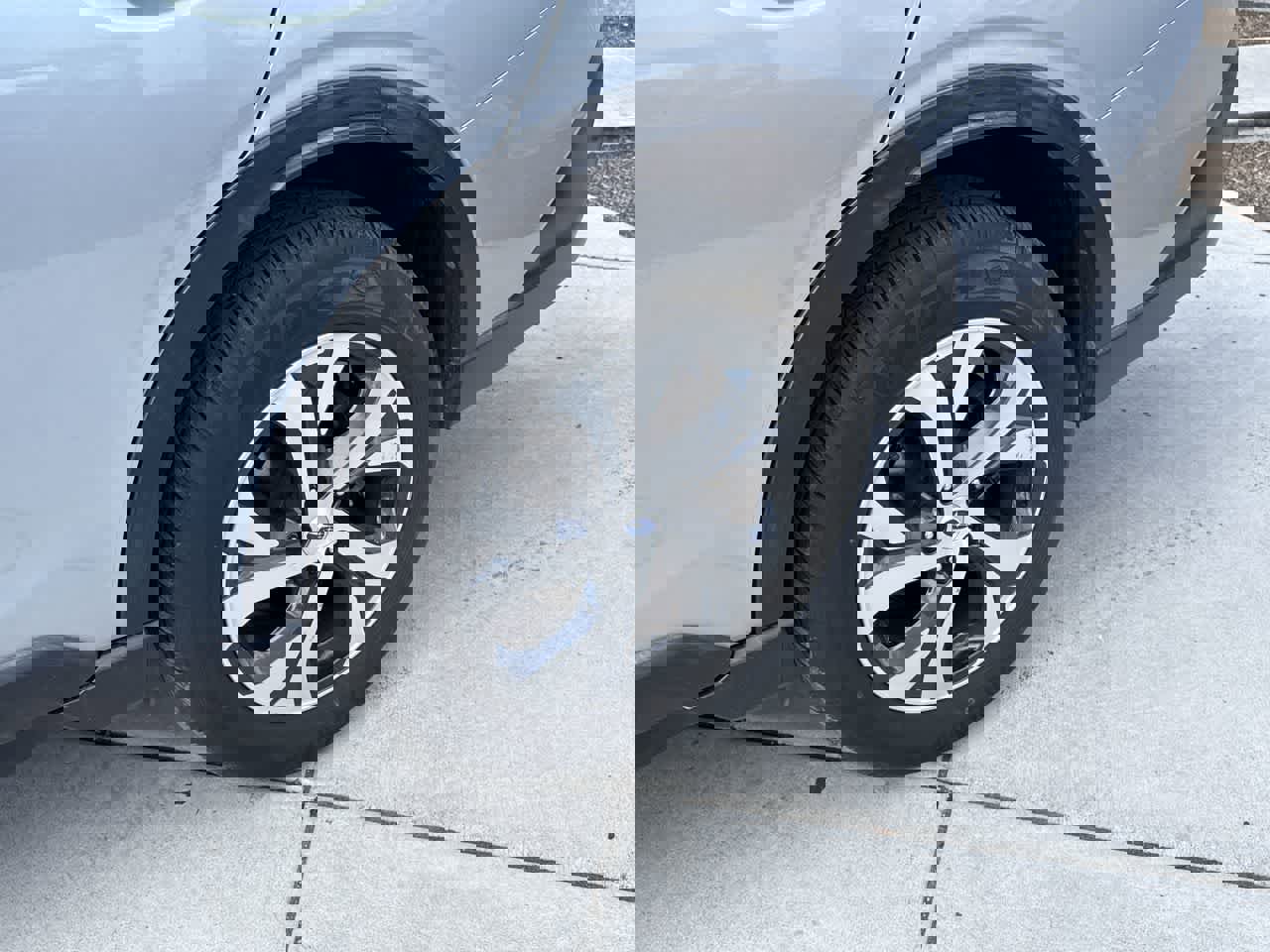 Used 2020 Subaru Outback Limited XT image 8