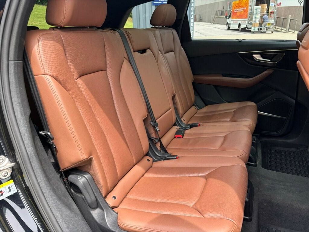 Used 2021 Audi Q7 3.0T Premium Plus w/ Executive Package AWD/4WD image 18