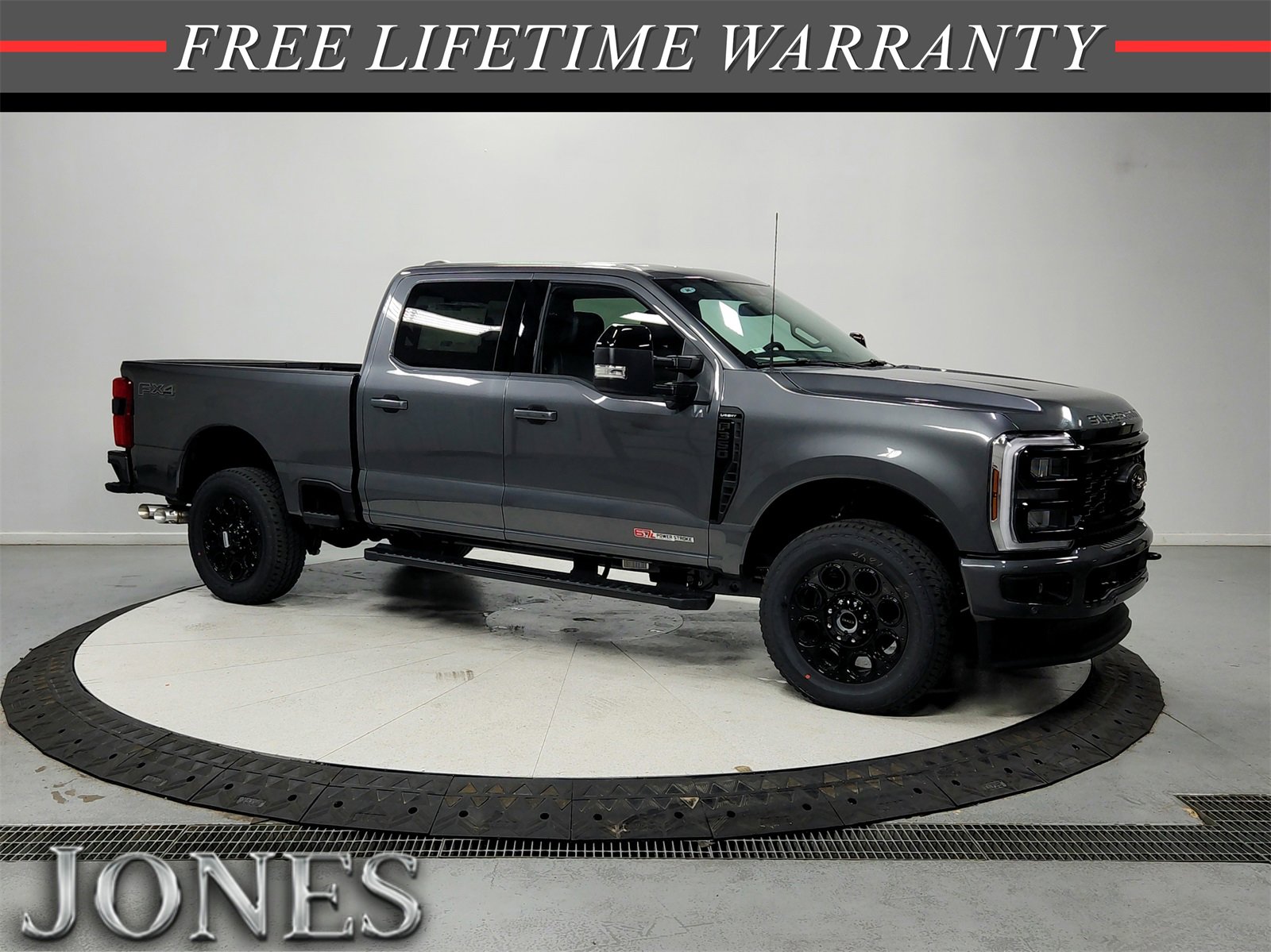 New 2026 Ford F350 Lariat w/ Black Appearance Package