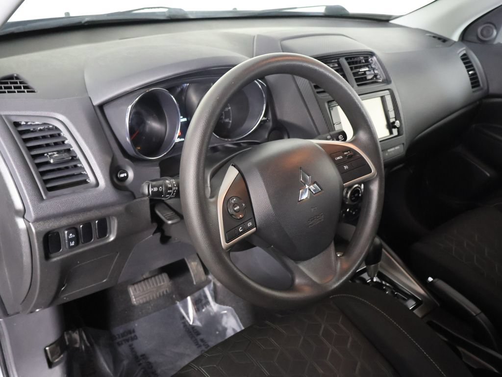 Used 2024 Mitsubishi Outlander Sport ES AWD/4WD image 23