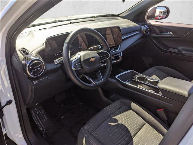 Used 2025 Chevrolet Equinox LT image 10