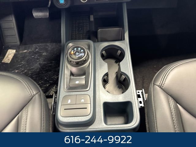 New 2025 Ford Maverick Lariat w/ Black Appearance Package image 14