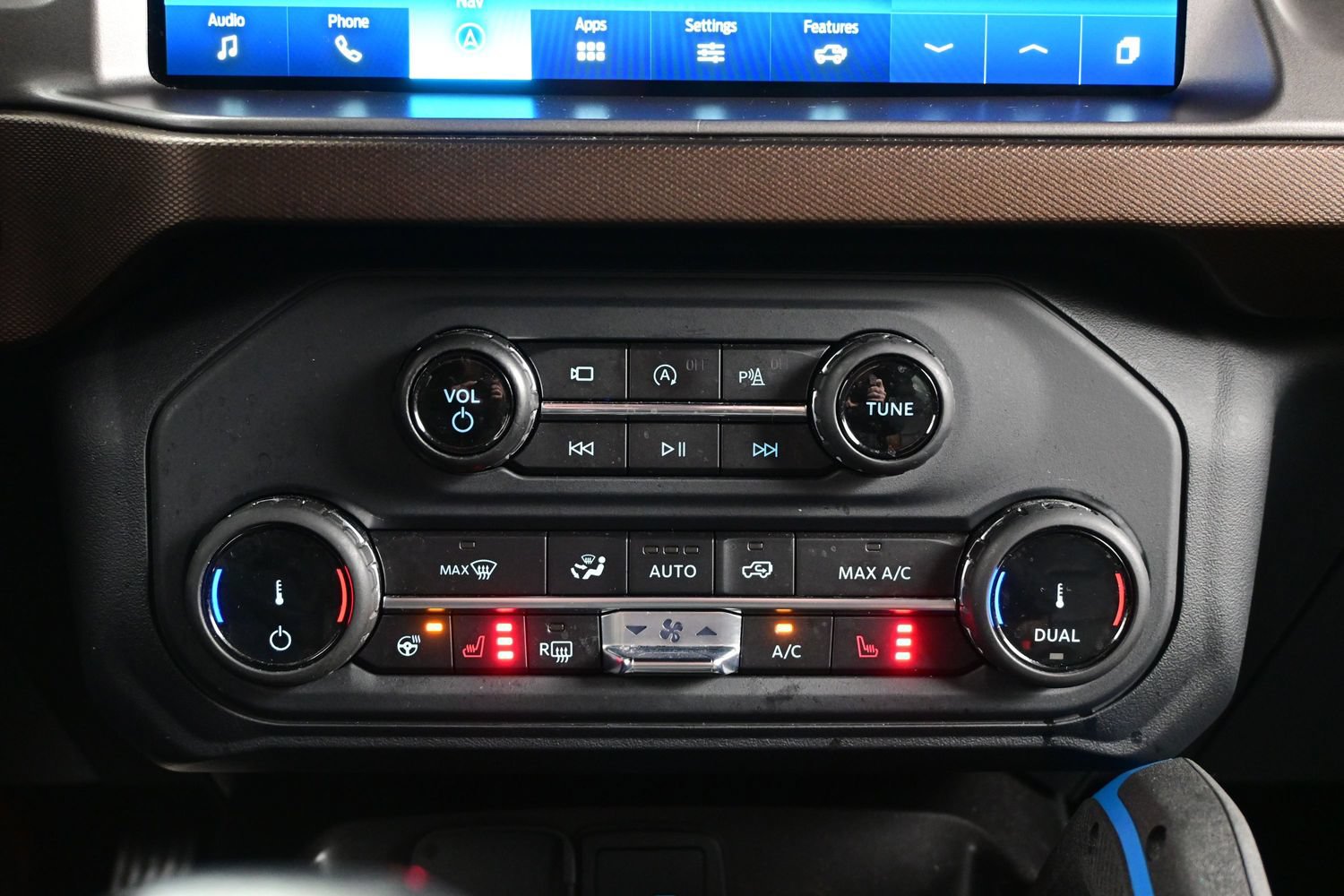 Used 2022 Ford Bronco Outer Banks AWD/4WD image 19