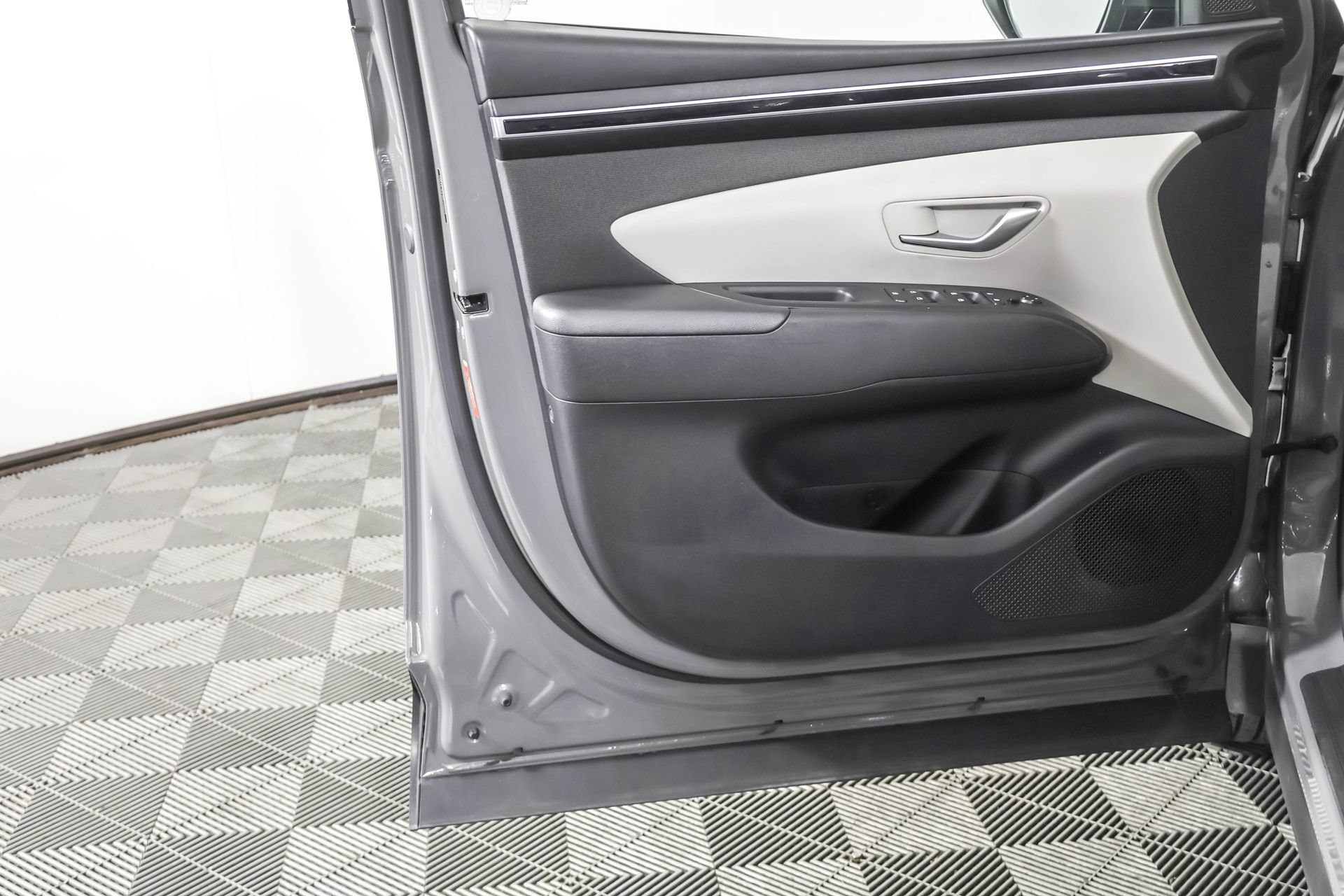 Used 2024 Hyundai Tucson SEL w/ Convenience Package FWD image 36