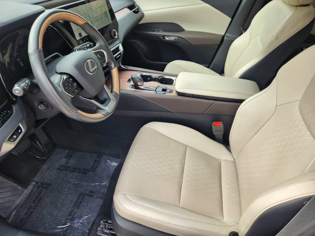 Used 2024 Lexus RX 350 Premium Plus w/ Convenience Package FWD image 4