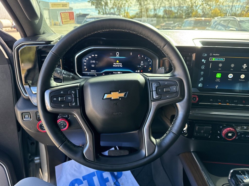 Used 2024 Chevrolet Silverado 1500 High Country w/ Technology Package image 28